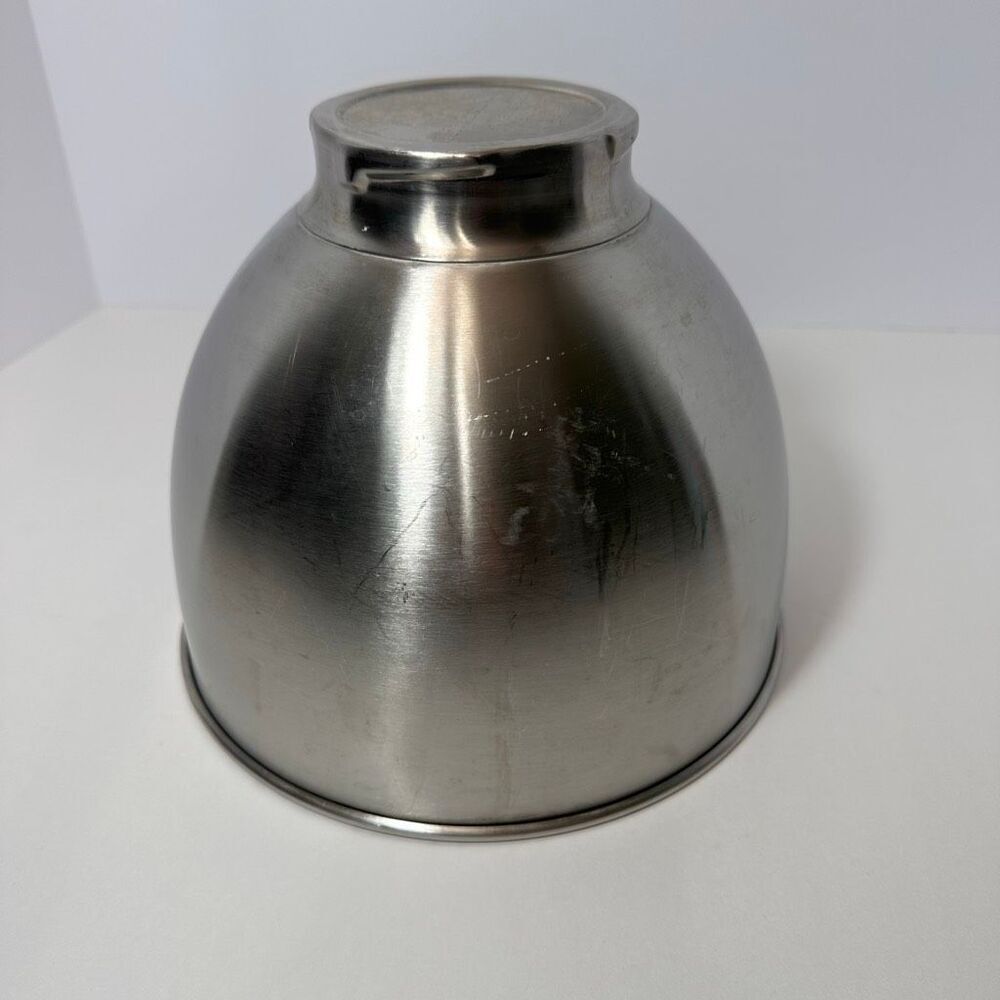 KitchenAid Stainless Steel Mixing Bowl 4.5 QT. Twist Lock Model - Picture 2 of 8